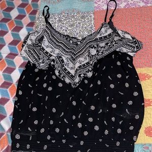 Worn a couple times super cute